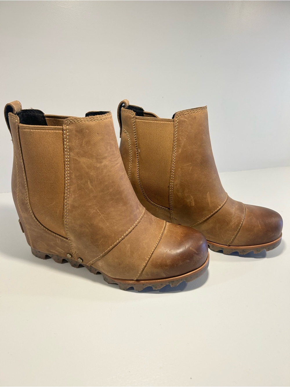 Sorel After Hours Chelsea Wedge Boots Women’s 6 Brown Waterproof Leather NL2334